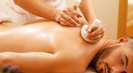 Navarakkizhi-(-a-unique-Kerala-treatment-)